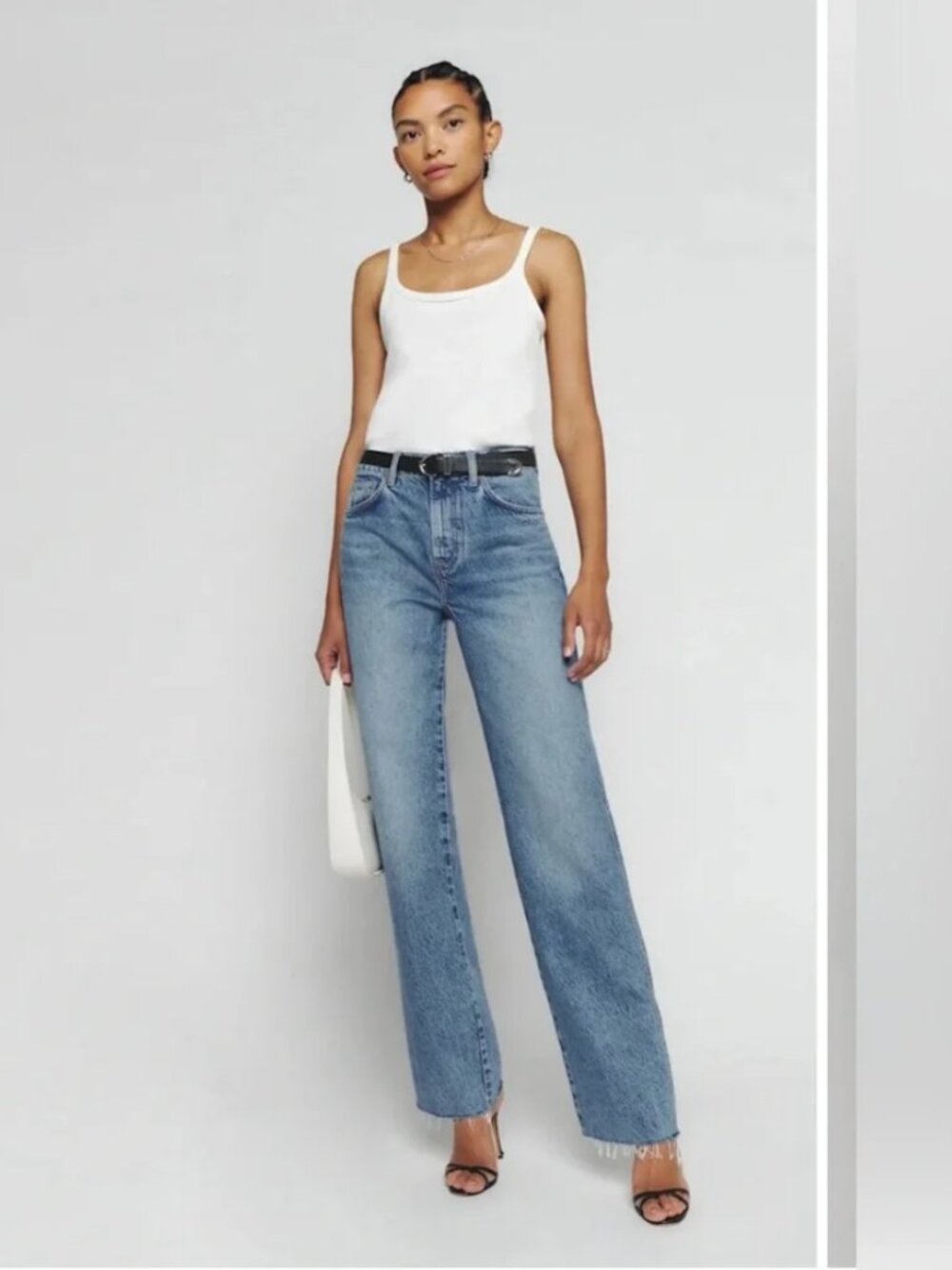 Reformation Val 90s Mid Rise Straight Jeans in Colorado Size 26